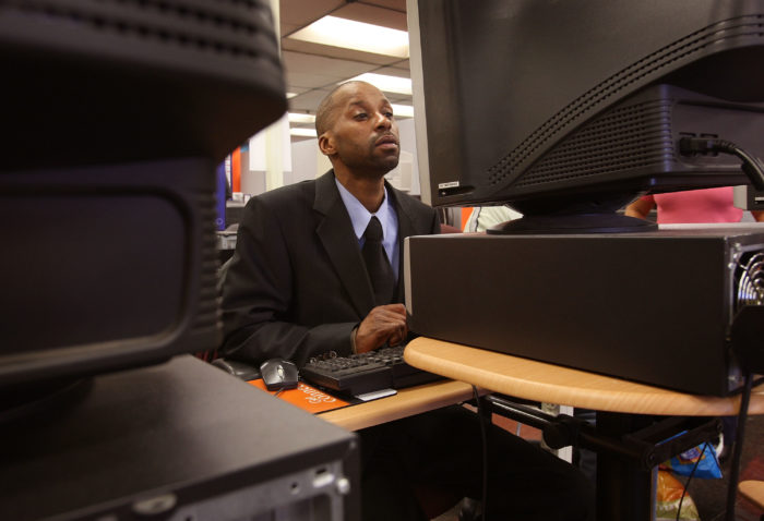 Job hunting.Unemployment.Computer.Getty .4.14.20 700x478.jpg