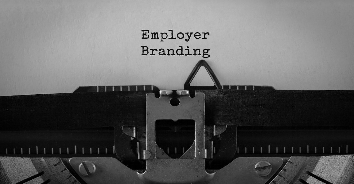 Employer branding typewriter hero